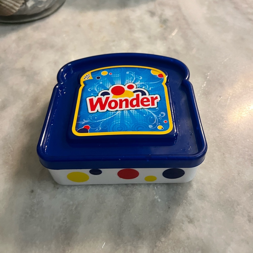 Wonder Bread Sandwich Container - Picture 3 of 5